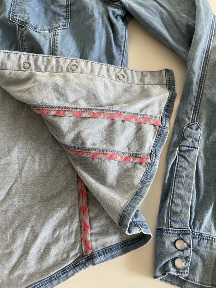 Only Camicette, T-shirt & Top: Taillierte Jeansbluse Jeanshemd Only M oder 164 – Usato da Luzern venduto da Nordischkind 4
