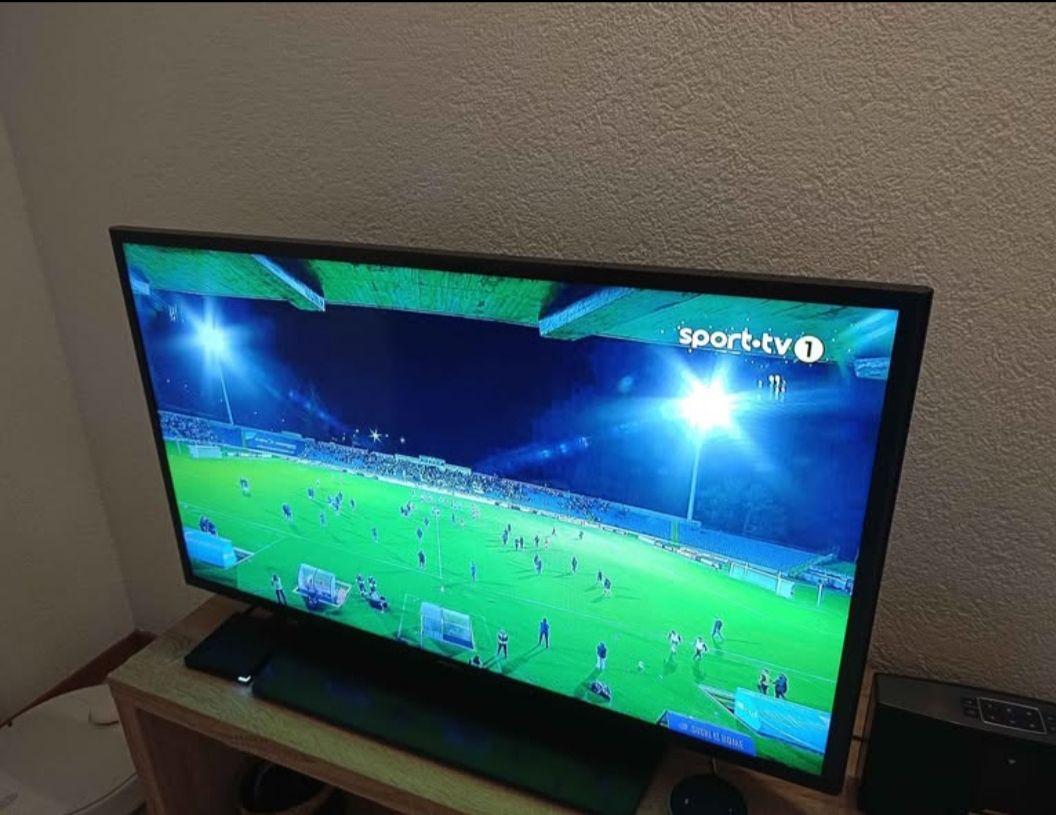 Samsung Televisori: TV samsung hg40ee470sk – Usato da Rothrist venduto da hel_yw96 3