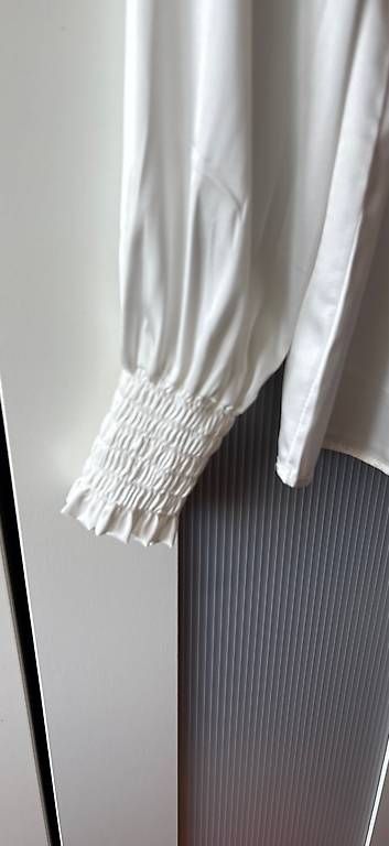 Blusen: Elegante bluse – Gebraucht aus Zürich von fcold 3