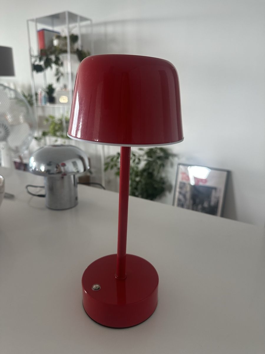 Lampade: LED Tischlampe  – Usato da Zürich venduto da ConnyLee 1