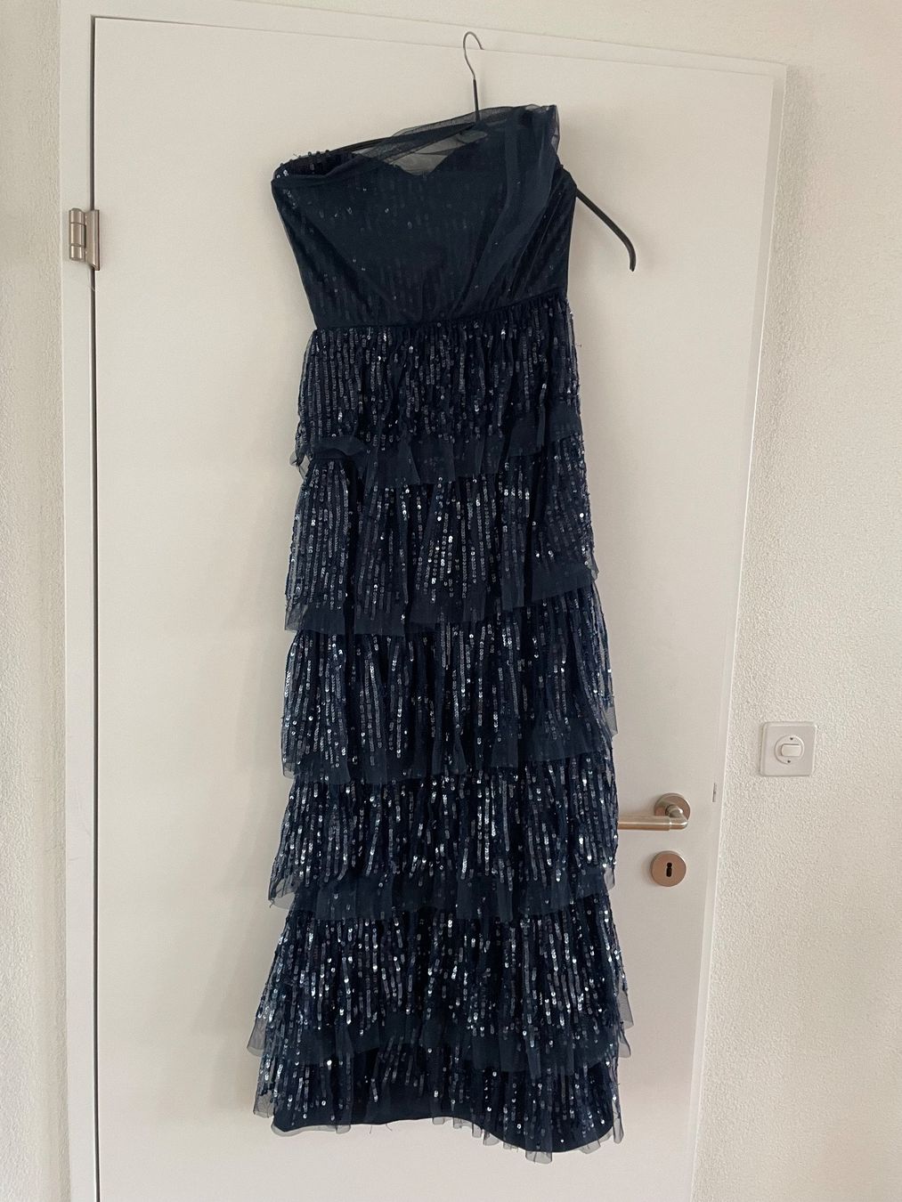 Vestiti: Abendkleid maya deluxe – Nuovo (secondo la descrizione) da Zürich venduto da ufe_f5q5 1