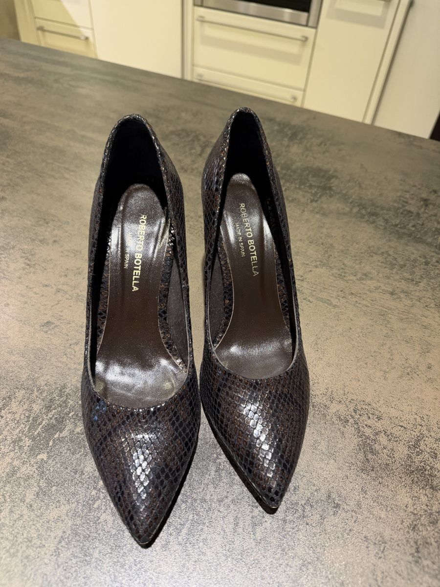 Scarpe da donna: Bequeme stilvolle Schuhe – Usato da Wigoltingen venduto da Tatyana79 2