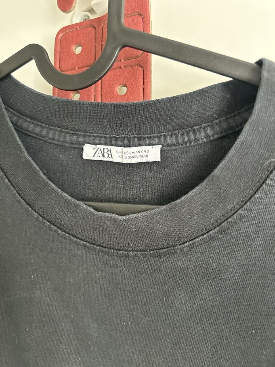 Zara T-shirt: ZARA T-ShirtSchwarz Grösse M, basic – Usato da Bülach venduto da INO_
