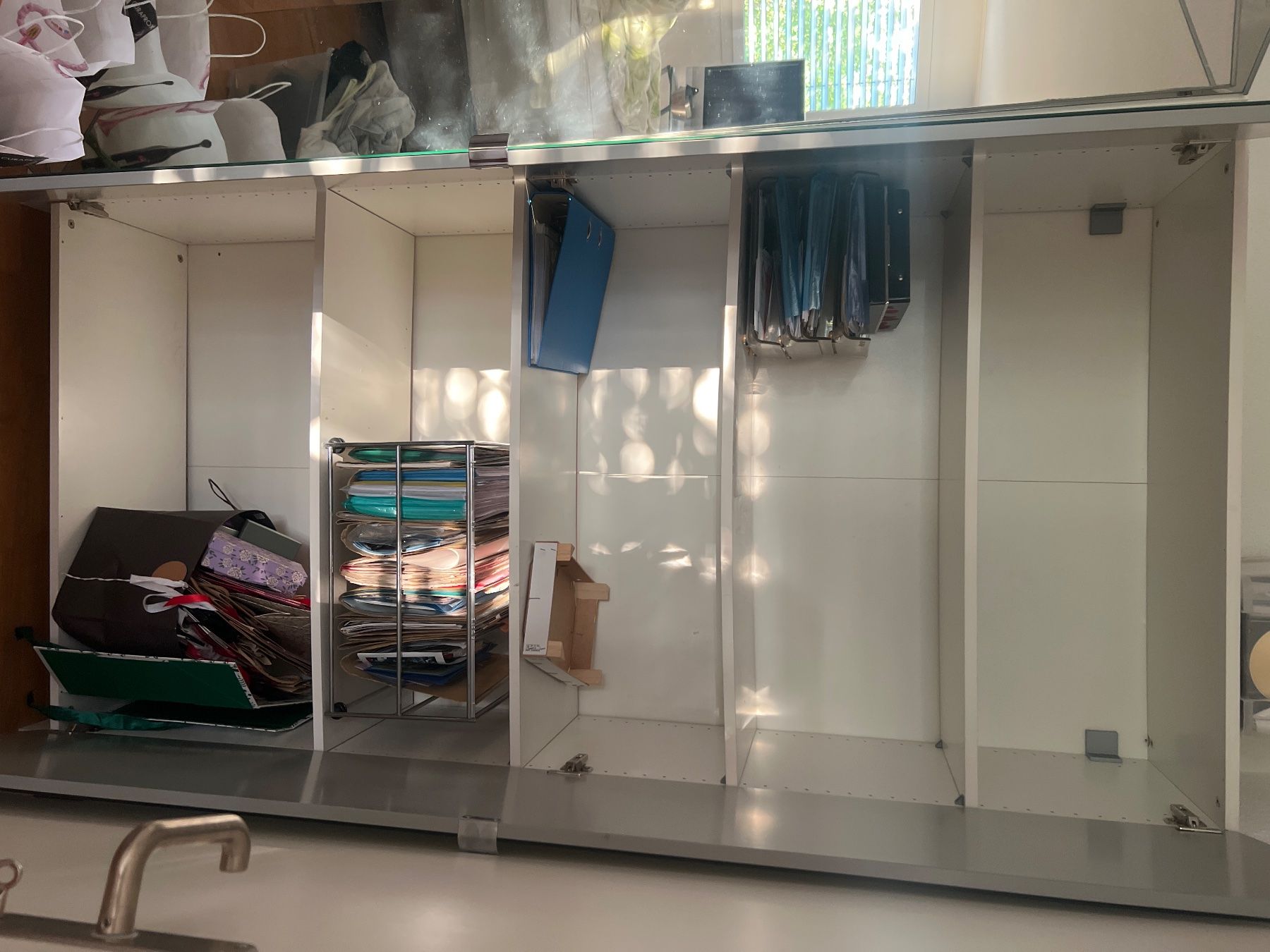 Armoires: Spiegelschrank noch bi Mittwoch – D'occasion à Bremgarten b. Bern par ABalli 4