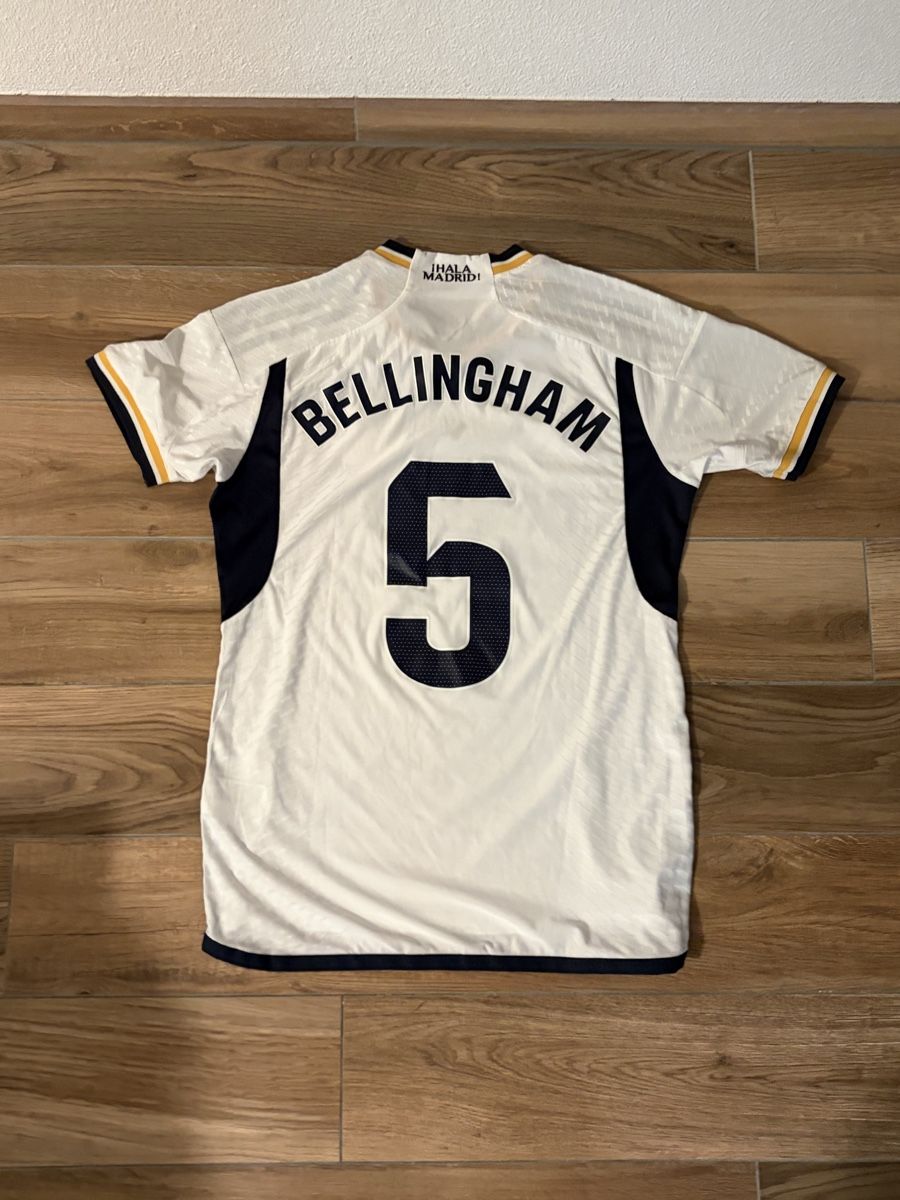 Real Madrid Leibchen & Hosen: Real Madrid Trikot Bellingham #5, Saison 23/24, Grösse M – Neu (gemäss Beschreibung) aus Teufen AR von pecman1 1