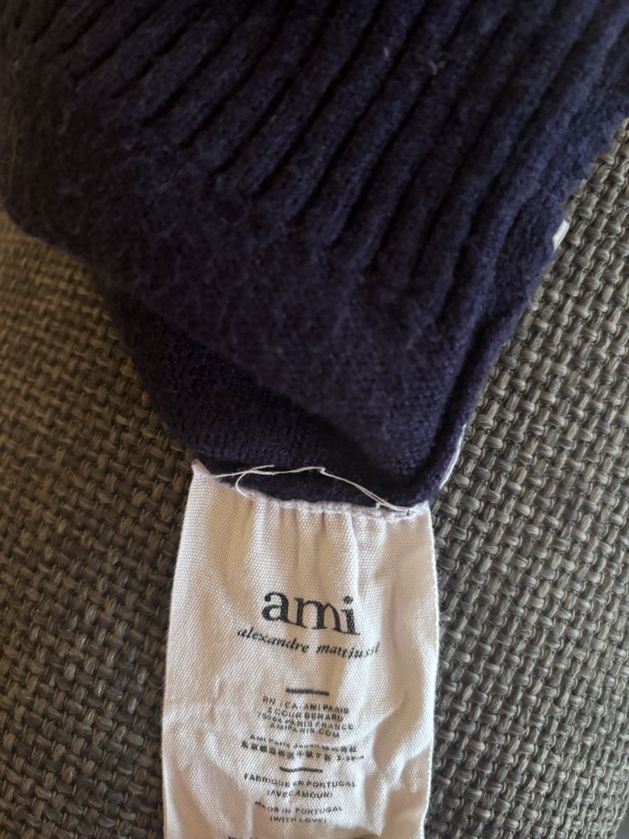 Maglioni & Felpe: AMI Paris Pullover , Grösse M, Top Zustand! – Usato da Baden venduto da Family_in_Baden 4