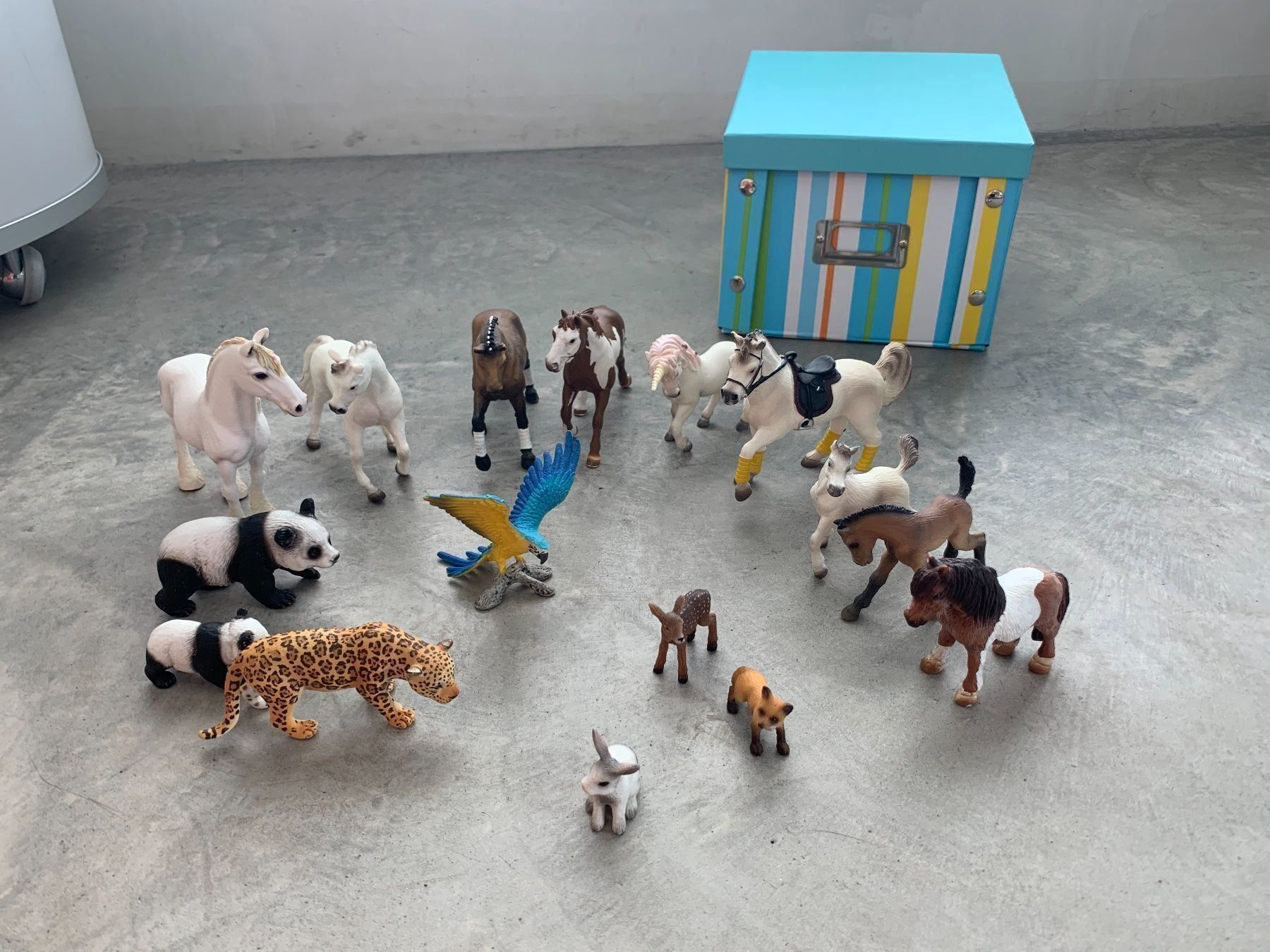 Schleich Spielzeuge: 16 Tiere  Schleich und Bullyland + Box – Neu (gemäss Beschreibung) aus Sargans von Rohan12