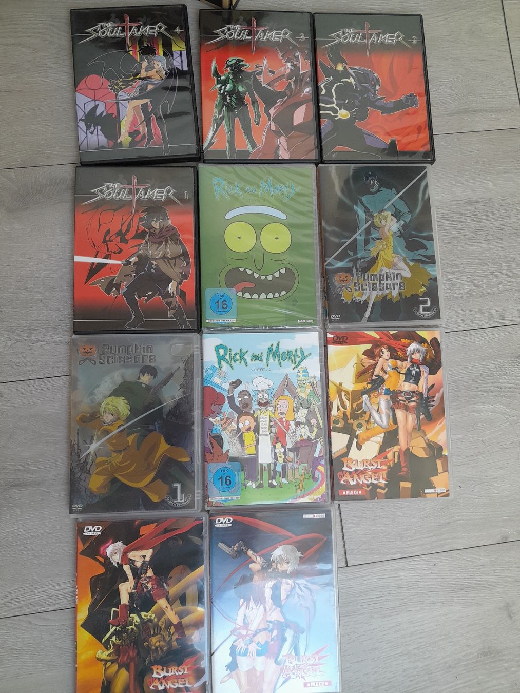 Tous les DVDs: div. animes – D'occasion à Dübendorf par MO_c6hy