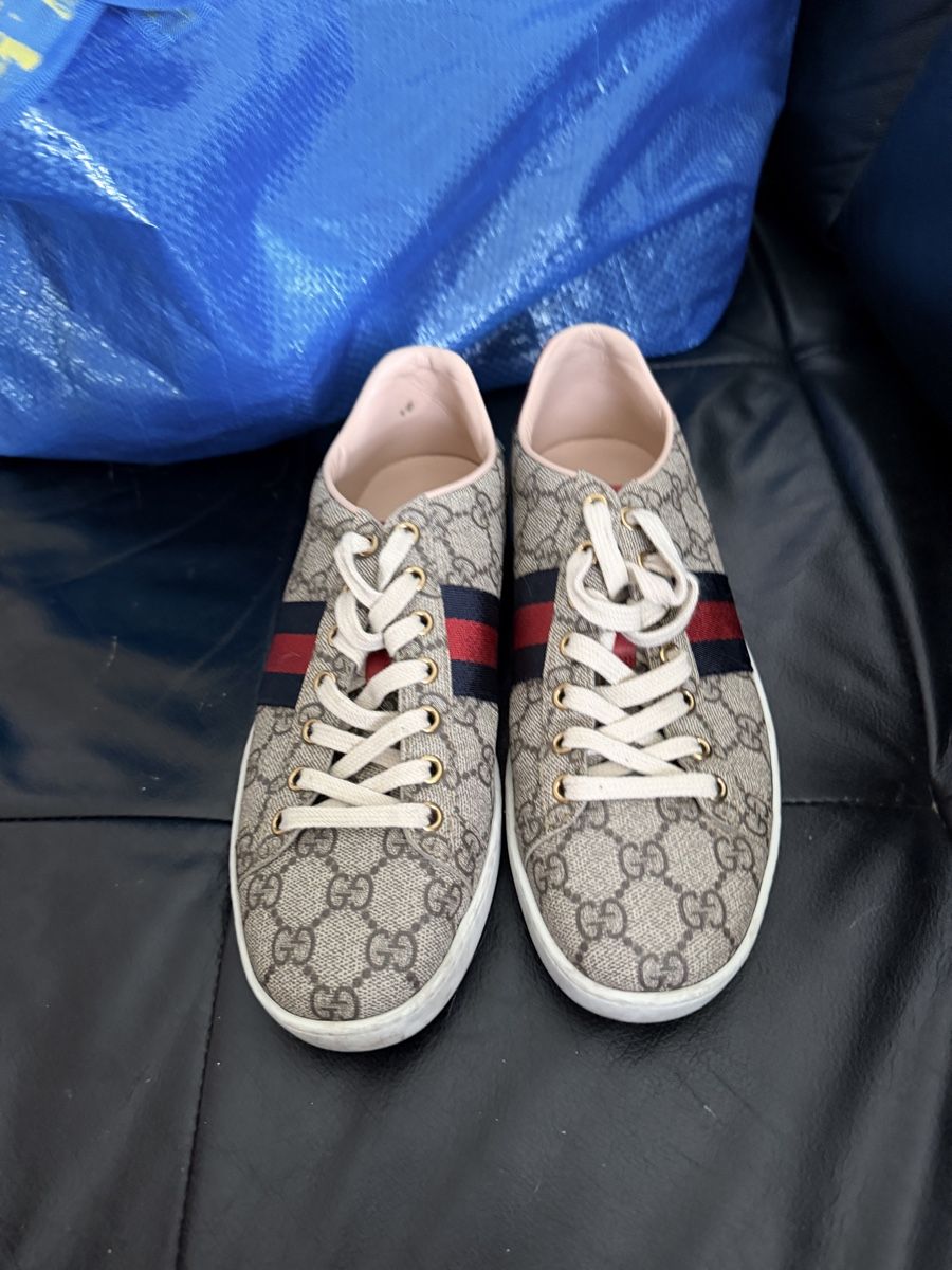 Gucci Chaussures femmes: Gucci Sneaker – D'occasion à Emmenbrücke par jel_zy5s