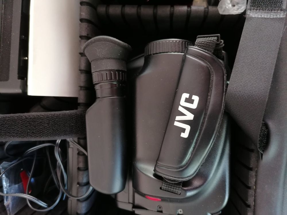 Jvc Camera Recorder Gr-ax2 mit Zubehör Kamera Videokamera (Defekt) in ...