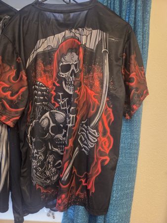 t-shirt und hose