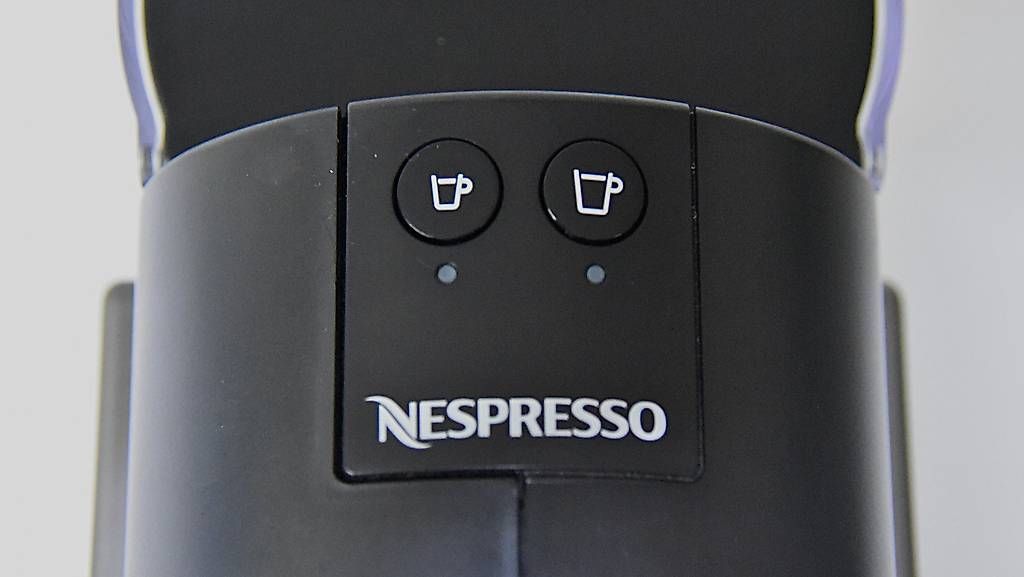 Macchine per caffè & Macchine per espresso: Kaffee-Maschine Nespresso PIXIE-Titan (original) – Usato da Winkel venduto da stwstw 3