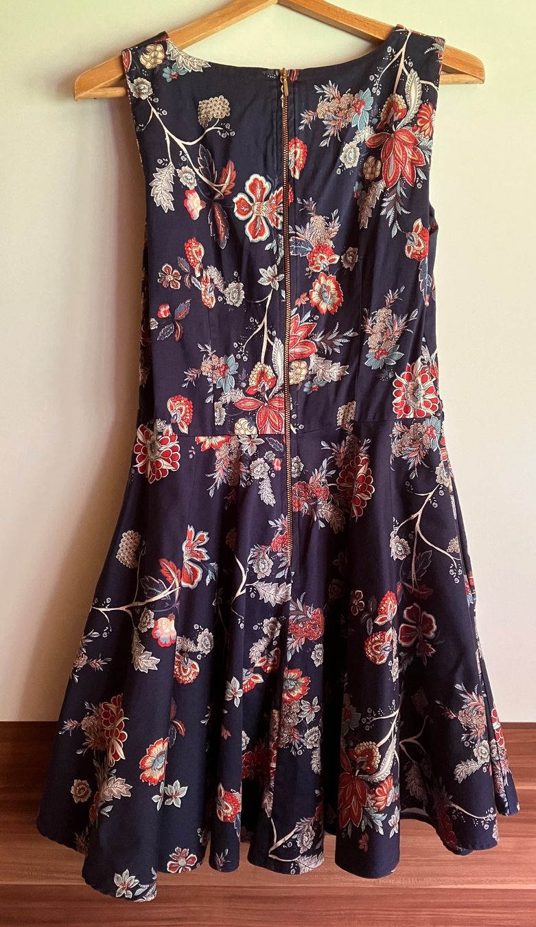 Robes: Kleid 42 – D'occasion à Alt St. Johann par philipp8179 1