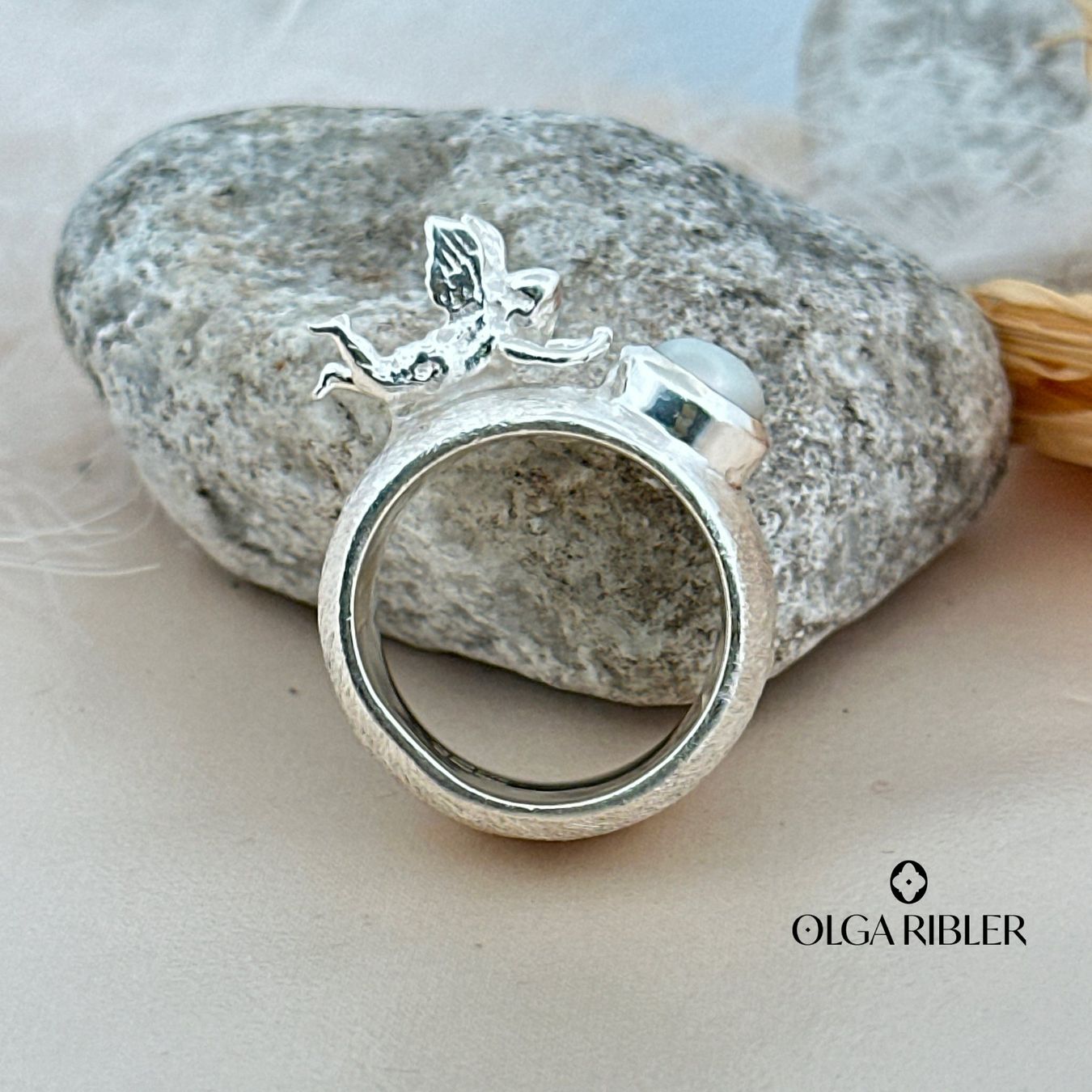Olga Ribler Anelli: Engel Statement Ring mit Süsswasserperle – Gr 59 – Nuovo (secondo la descrizione) da Luzern venduto da Schmuckoutlet 5