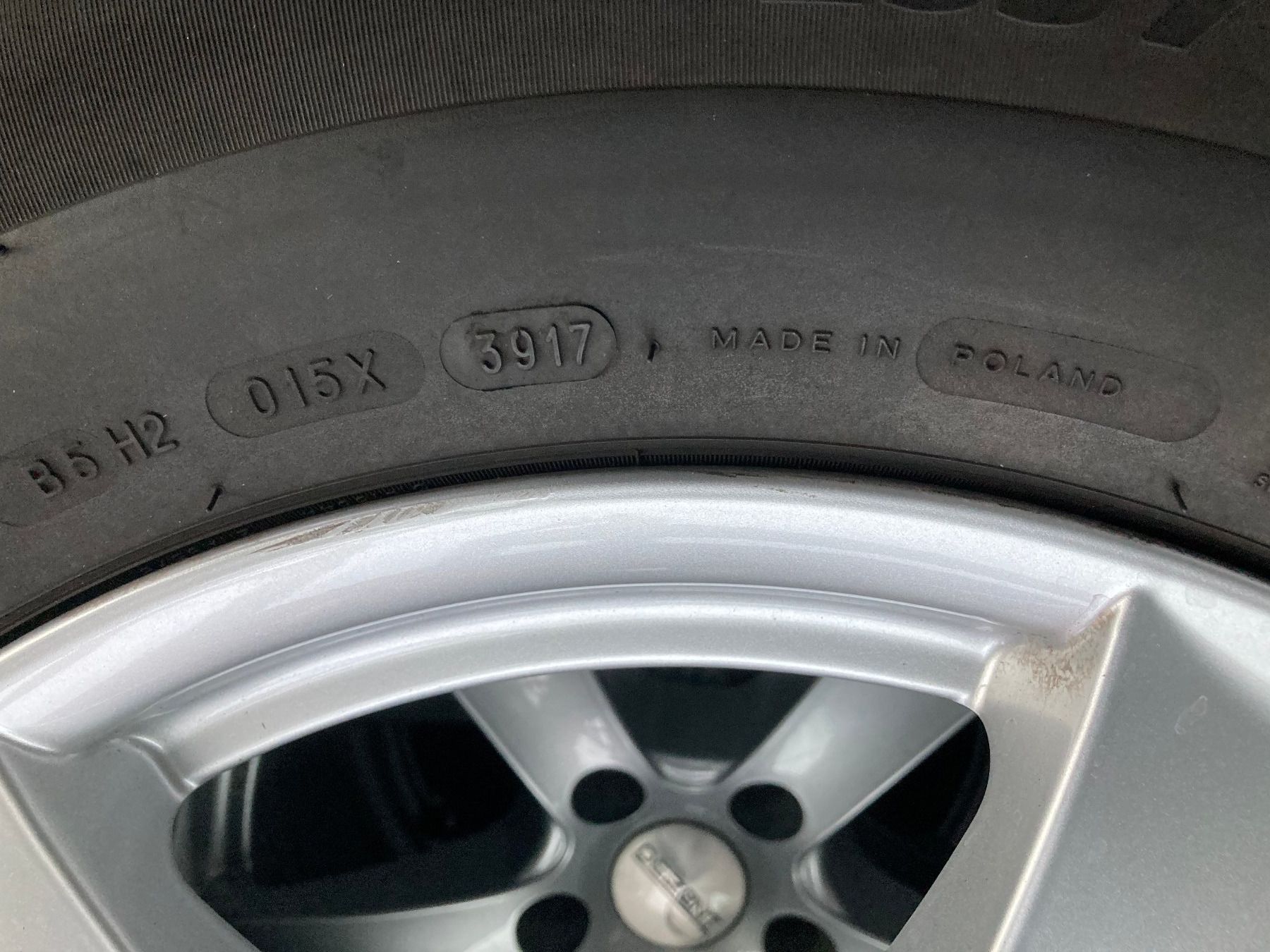 Audi Pneumatici & Ruote complete: Audi Q5 Winterräder 235/65R17 – Usato da Cham venduto da WB2223 7
