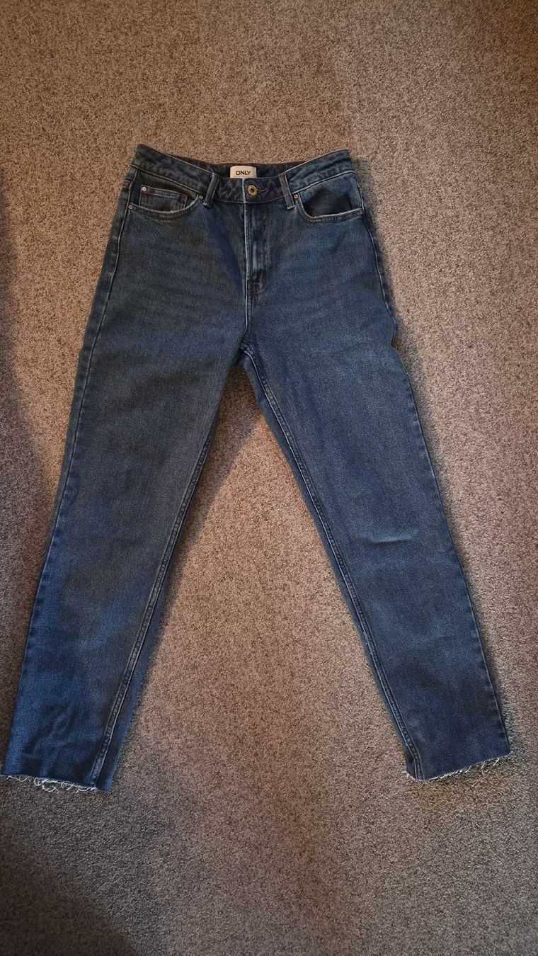 Only Pantalons: Hose von Only – Neuf (Voir description) à Unterbach BE par lar_zv68