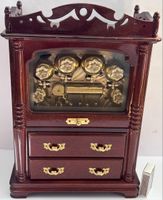 mechanische Schmuck- & Musikschatulle mit Sankyo Japan Werk