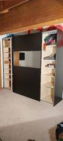 Schwebetüren- Schrank modern mit Spiegeln. Absolut neuwertig