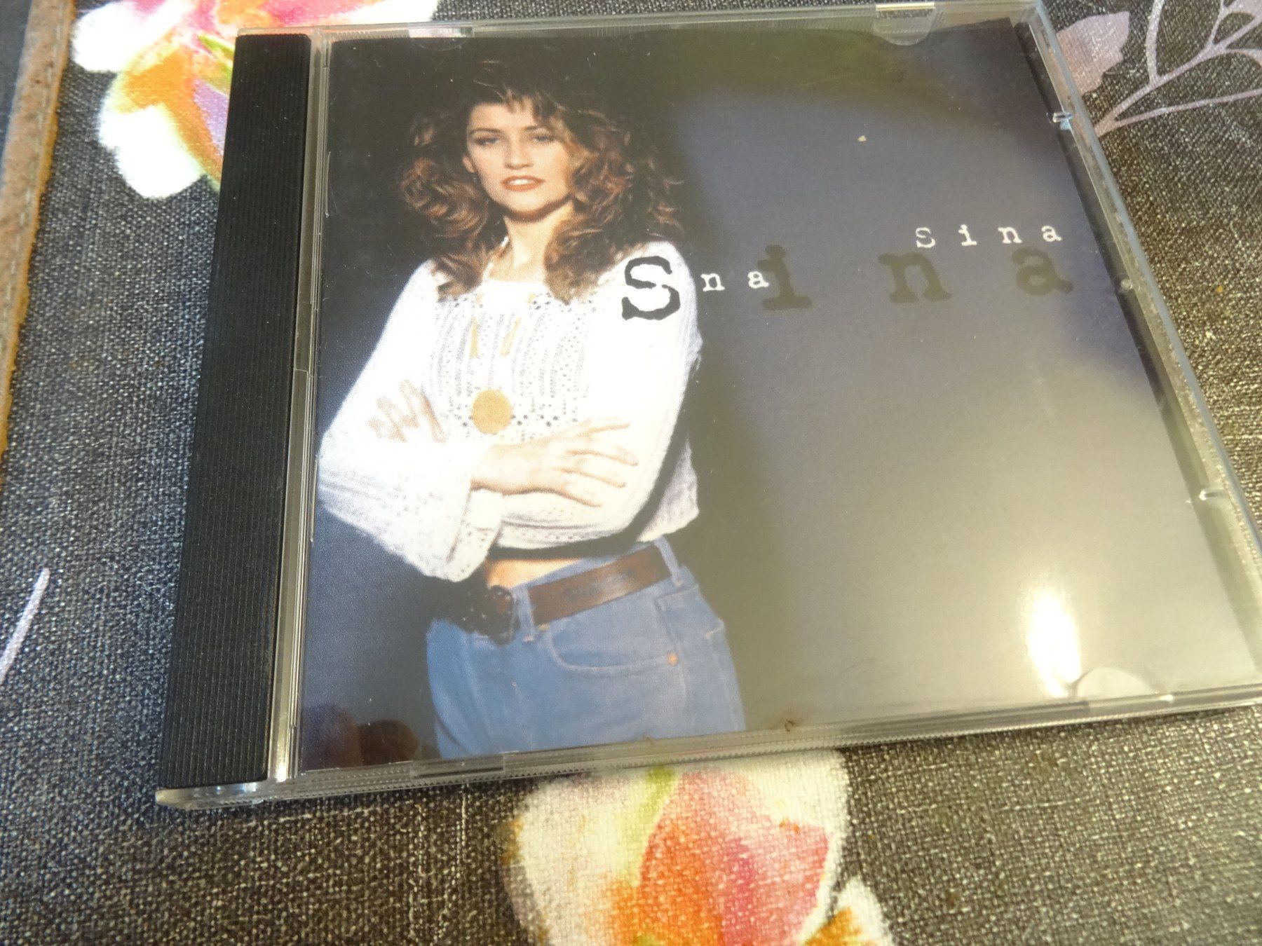 CD: Sina - Sina CDD – Usato da Olten venduto da Disc-Ausverkauf