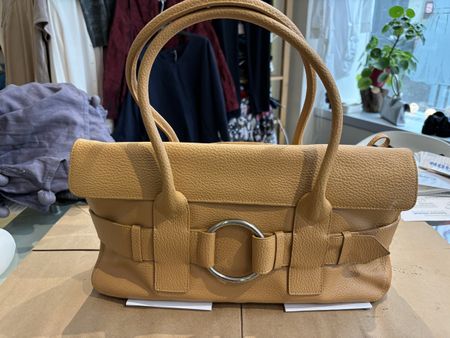 Pierre Cardin Handtasche aus Leder in Top Zustand! (51)
