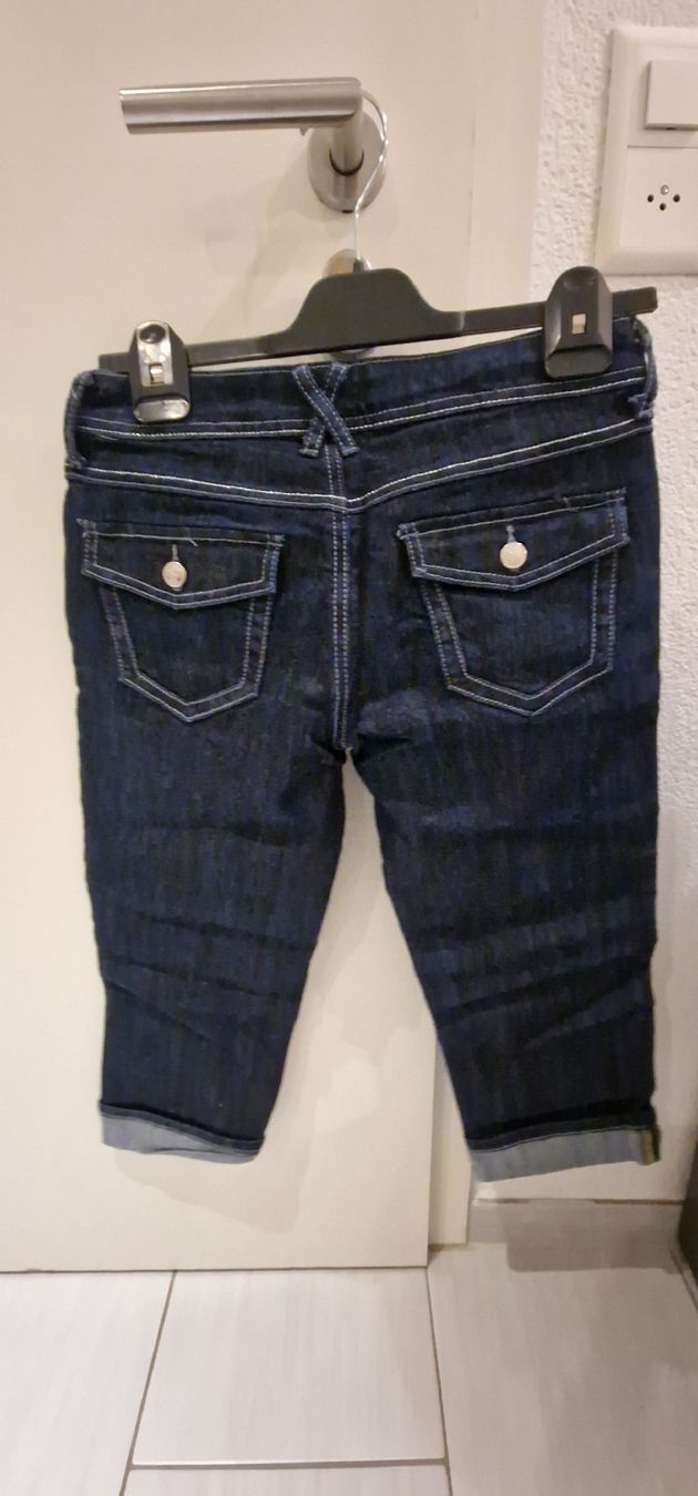 Southpole Jeans: Southpole Capri Jeans – Usato da Oftringen venduto da bin_2wk8 1