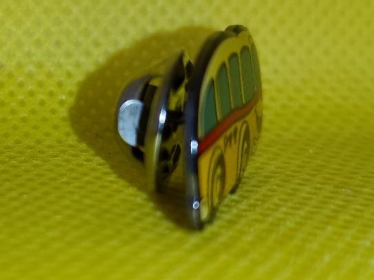 Placchette & Badge: Pin Anstecker PTT Postauto Bus Comic Vintage Schweiz – Usato da Rothrist venduto da SiddharthaMoon 1