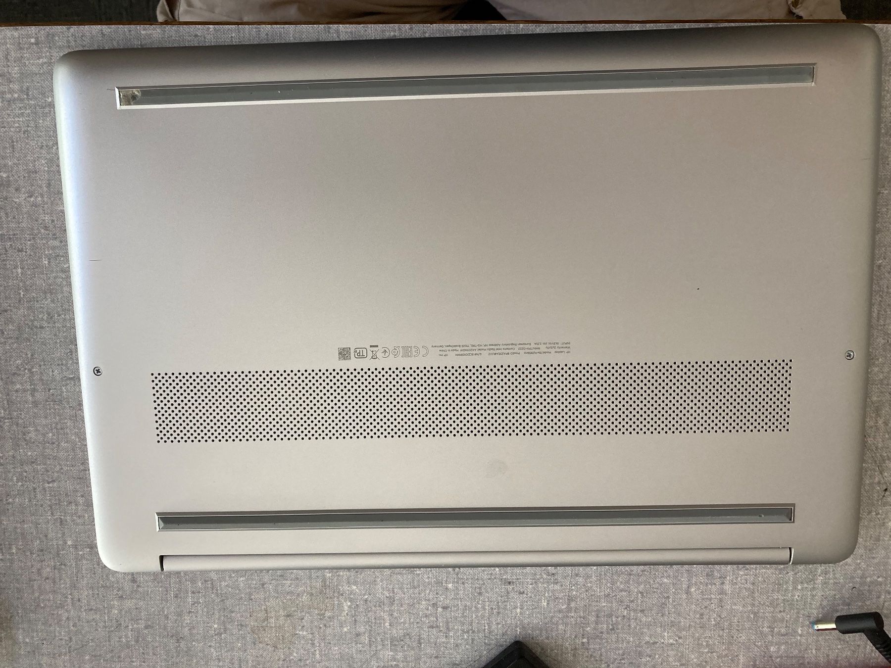 Hewlett Packard Notebooks: HP Notebook 15s. Intel i7 10. Gen. Linux Ubuntu – Gebraucht aus Basel von Pbuergiss 8