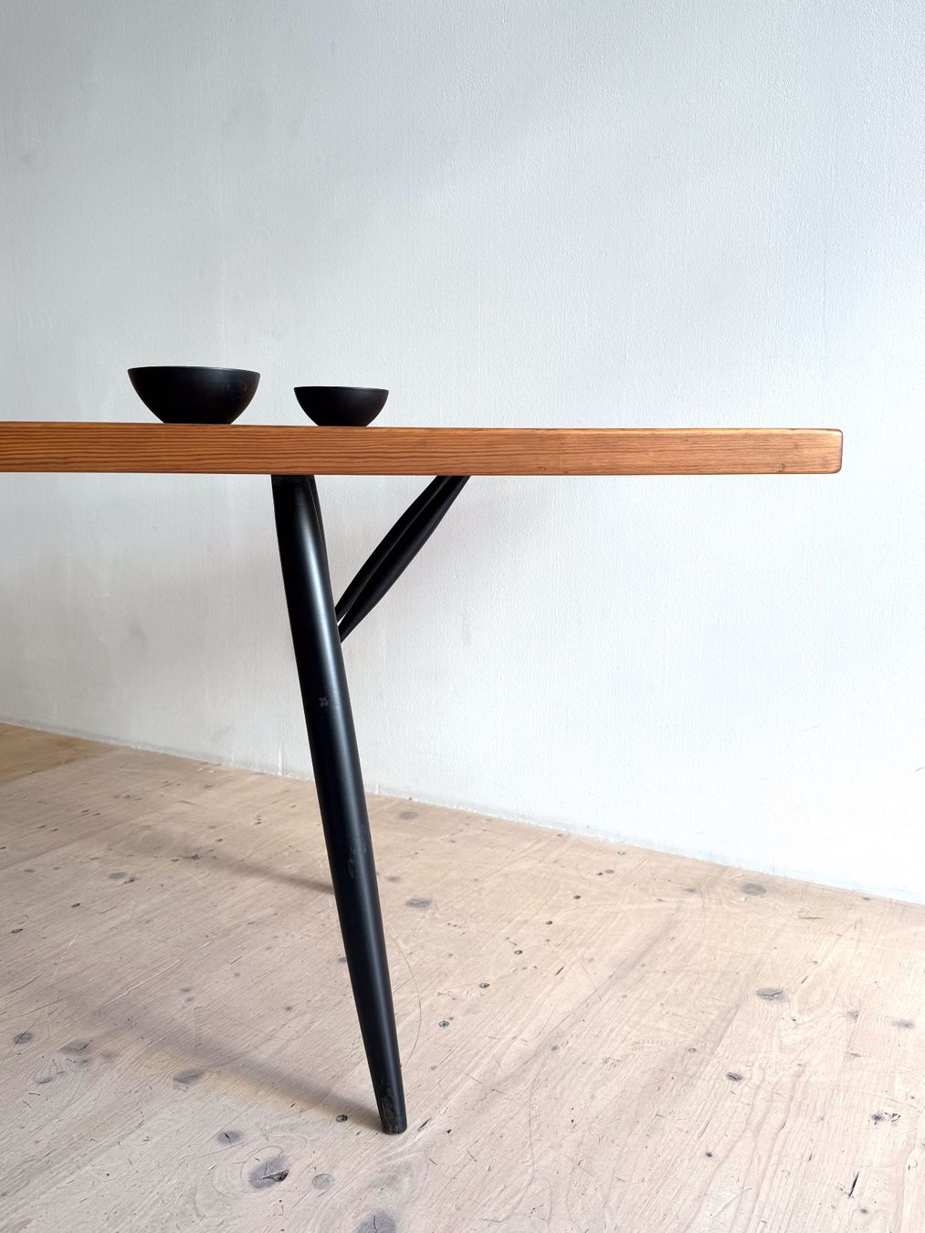 Tables: Pirkka Dining Table by Ilmari Tapiovaara – D'occasion à Zürich par heydaymoebel