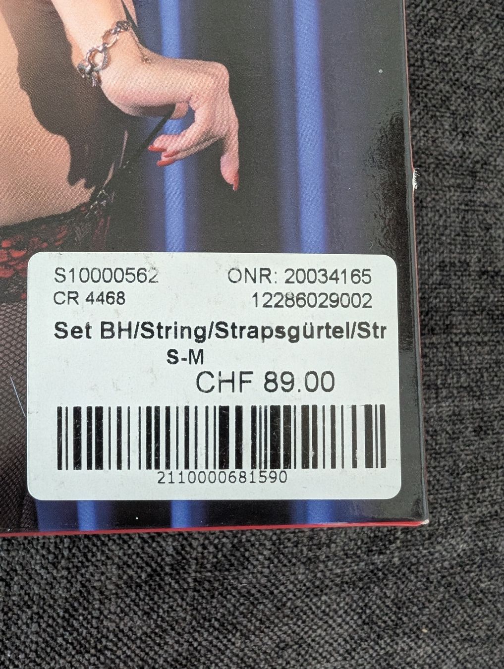 Altra biancheria intima: Chilirose Set BH/String/Strapsgürtel/Strumpf, S-M, Neu! – Nuovo e nell'imballaggio originale da St.Gallen venduto da Youfariemurad90 3