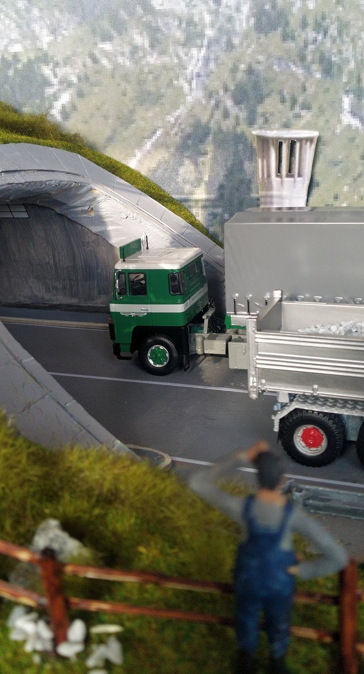 Tekno Modellini d'auto: Scania M.Brunner Transporte 1/50 – Usato da Safenwil venduto da efclassics