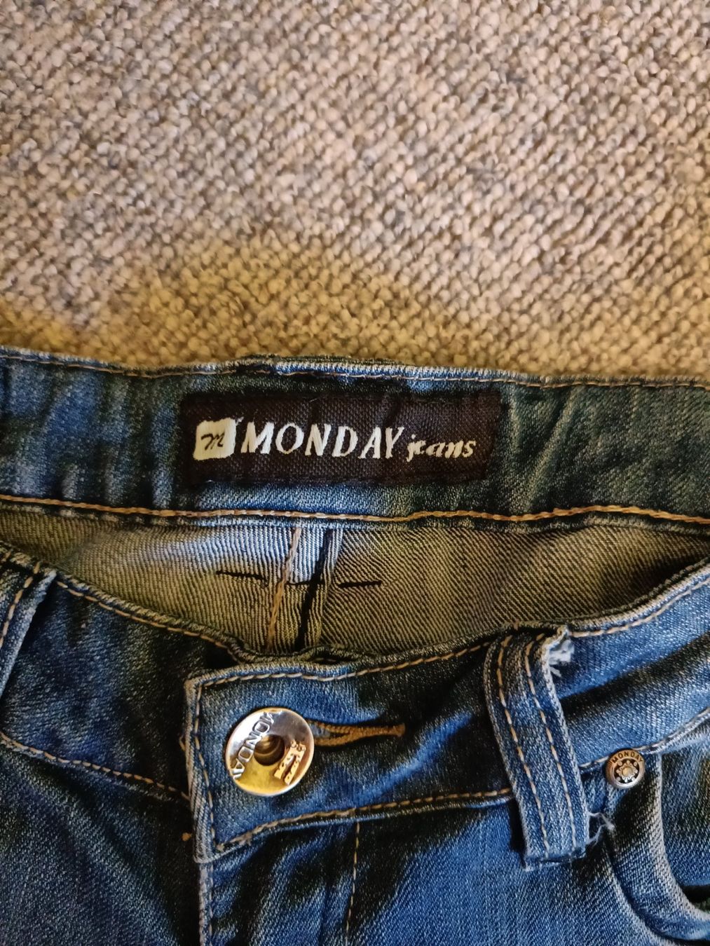 Pantaloni: Shorts Grösse 36 – Usato da Jaberg venduto da urig17. 2