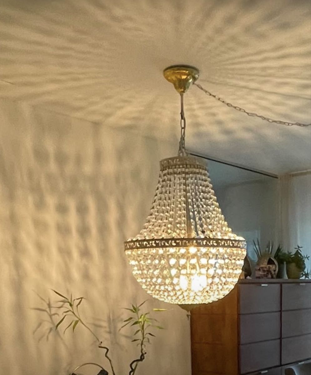 Lustres & lampes de plafonds: Kronleuchter  – D'occasion à Pfäffikon ZH par Nurgun