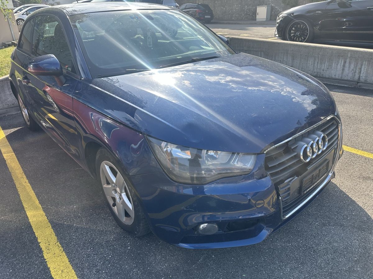 Audi Autos: Audi a1 automatique  – Gebraucht aus St-Imier von hus_zy2n 1