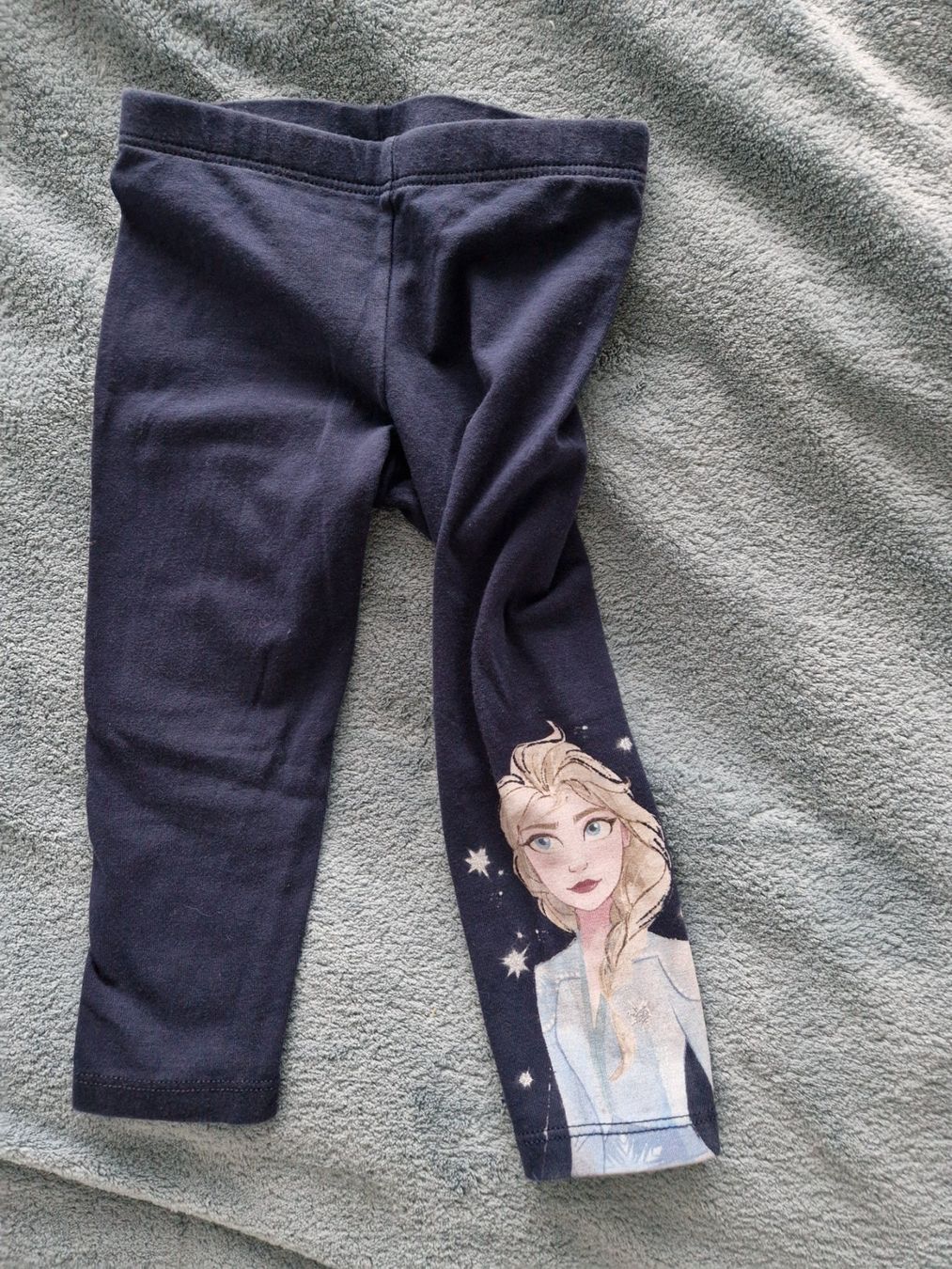 Benetton Pantaloni: Leggings grösse 80 Eiskönigin Elsa – Usato da Heimberg venduto da Eleanor20 1