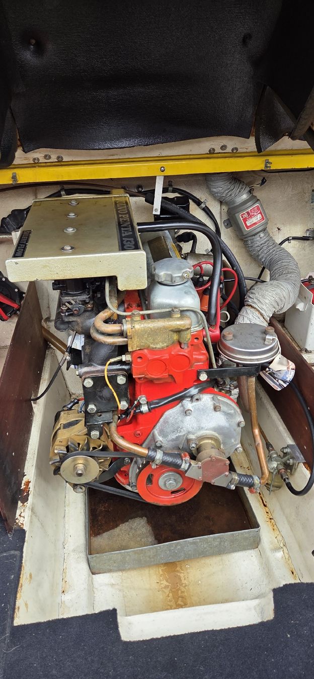 Volvo Barche: Motorboot Saphire 560 mit Volvo Penta 130 – Usato da Dällikon venduto da ctrans 8