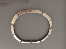 Tolle Metallkette in Collieroptik