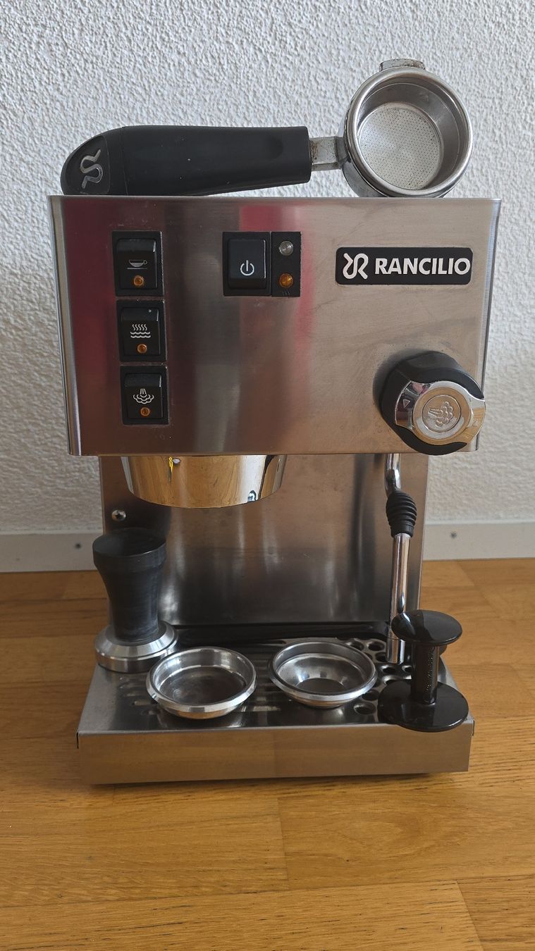Rancilio Macchine per caffè & Macchine per espresso: Rancilio Silvia V6 mit Extras – Usato da Derendingen venduto da Profivark