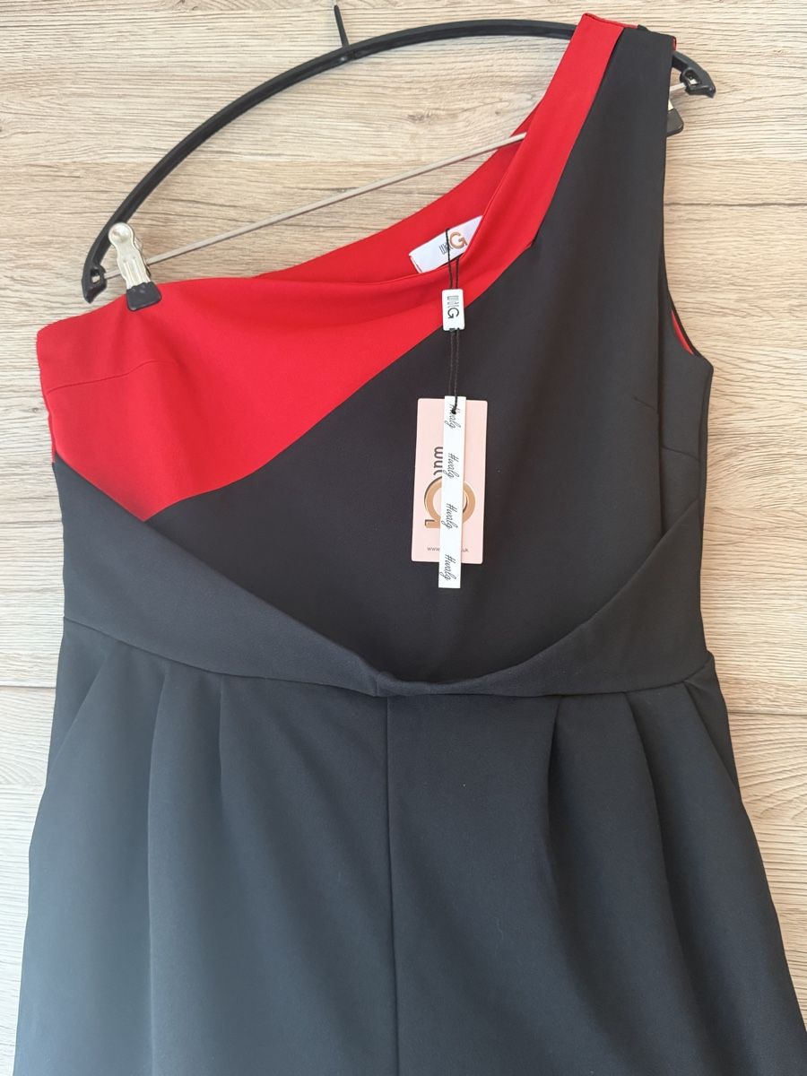 Wal G. Tute: Roter/schwarzer Jumpsuit, UK size 16 – Nuovo e nell'imballaggio originale da Au ZH venduto da FMRF 1
