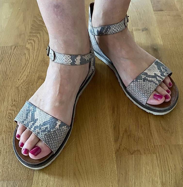 Damenschuhe: Damen Sandalen, Gr.40 neuwertig – Gebraucht aus Iffwil von tan_l2nr 3