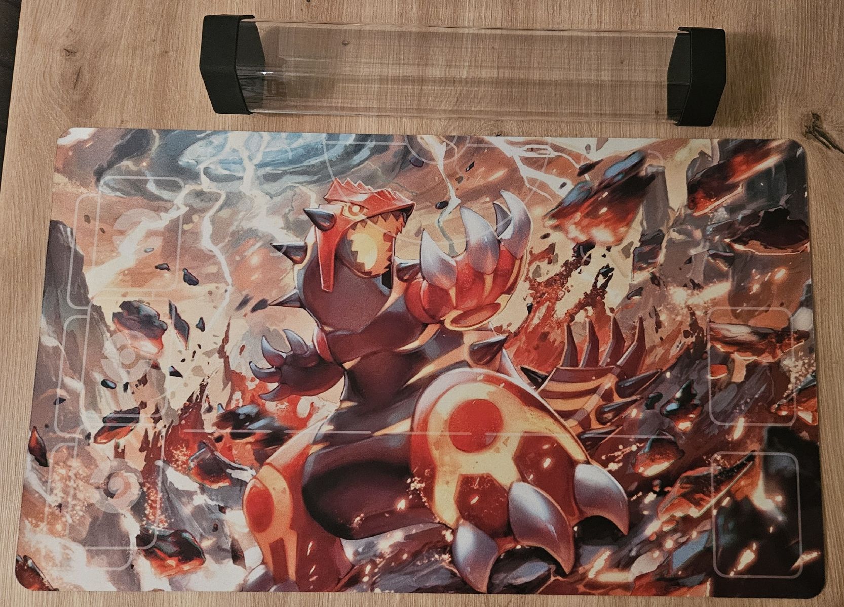 Spielmatte: Pokemon Playmat Groudon + Box – Gebraucht aus Emmenbrücke von laki08