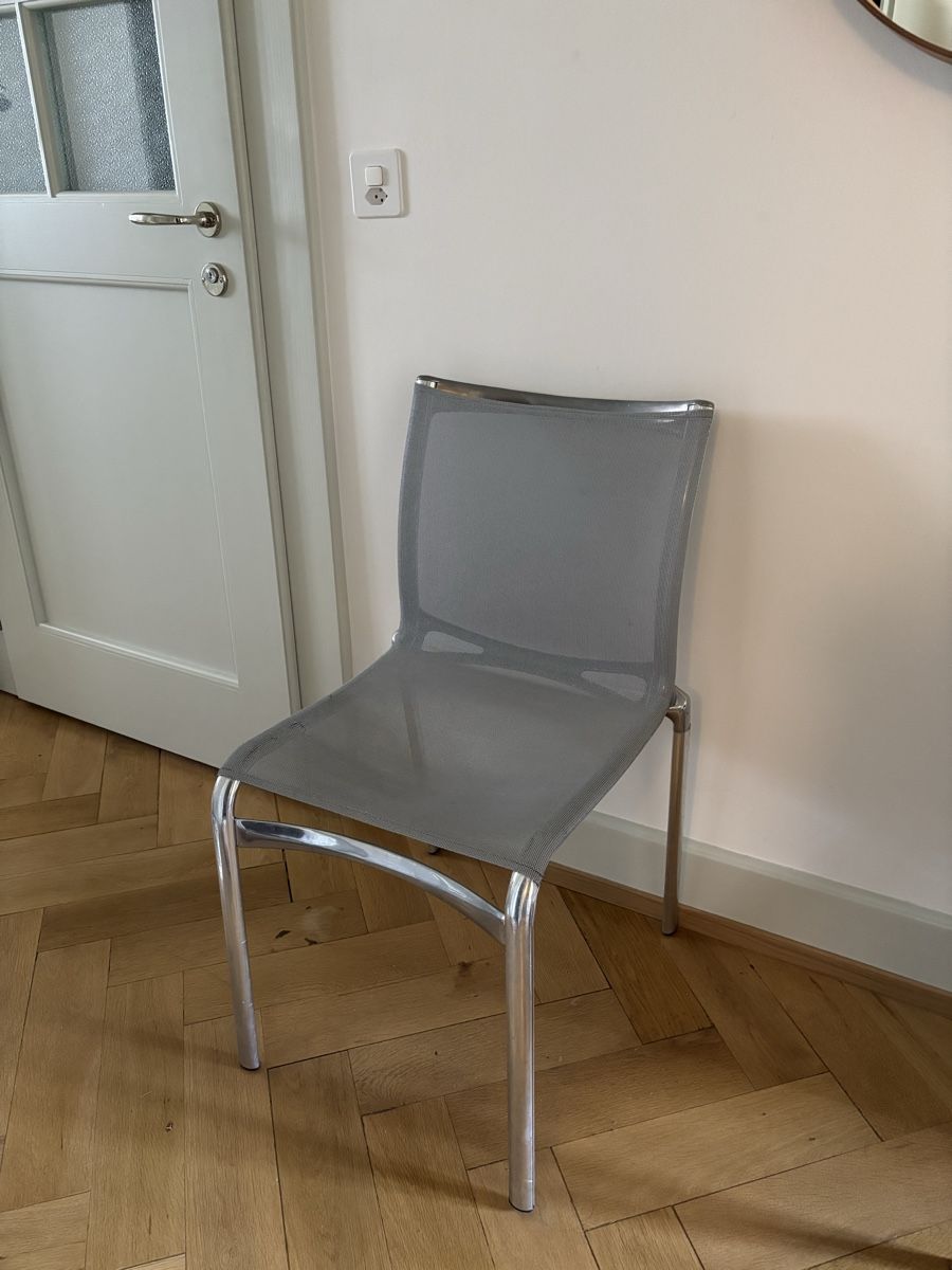 Alias Sedie: Alias Highframe 416 Designer Stuhl, grau – Usato da Basel venduto da yaellebolbol 1