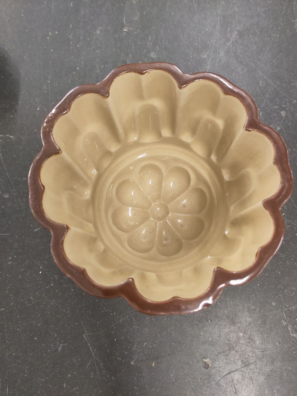 Backformen: Puddingform ca. 1940 von Bourne Denby England – Gebraucht aus Pratteln von Cartonsducoeur_bl 1