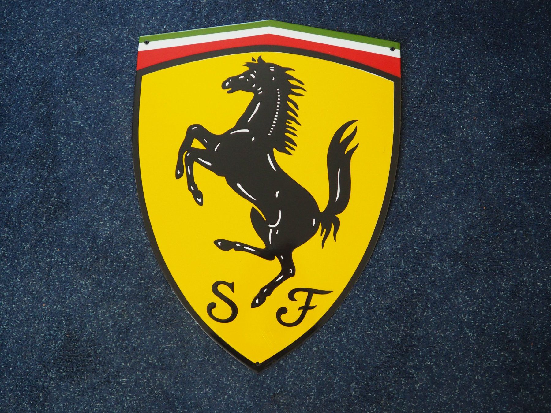 Ferrari Ecriteaux: Emailschild Ferrari – D'occasion à Oberentfelden par carlosprimero02
