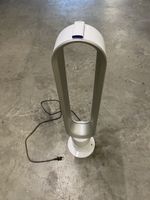 Dyson AM07 Ventilator mit Fernbedienung und Anleitung