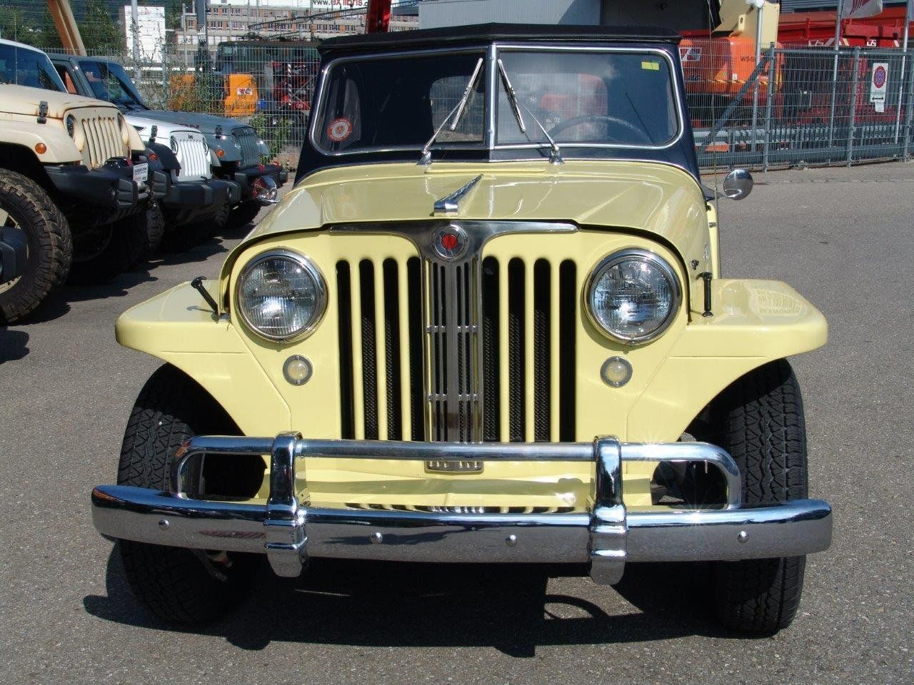 Jeep Automobili: Willys Jeepster  1948 – Usato da Au ZH venduto da Karussell 3
