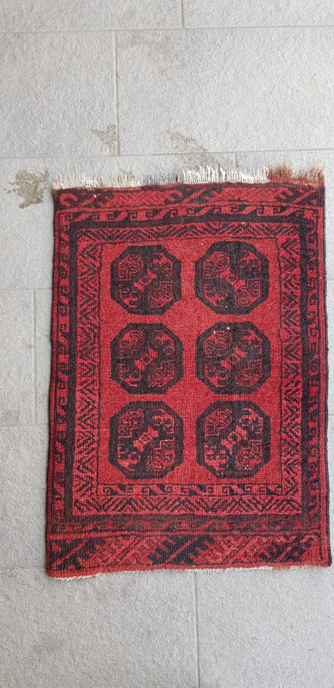Tapis: Schöner Teppich in schwarz rot – D'occasion à Flums par Flumsantik 2