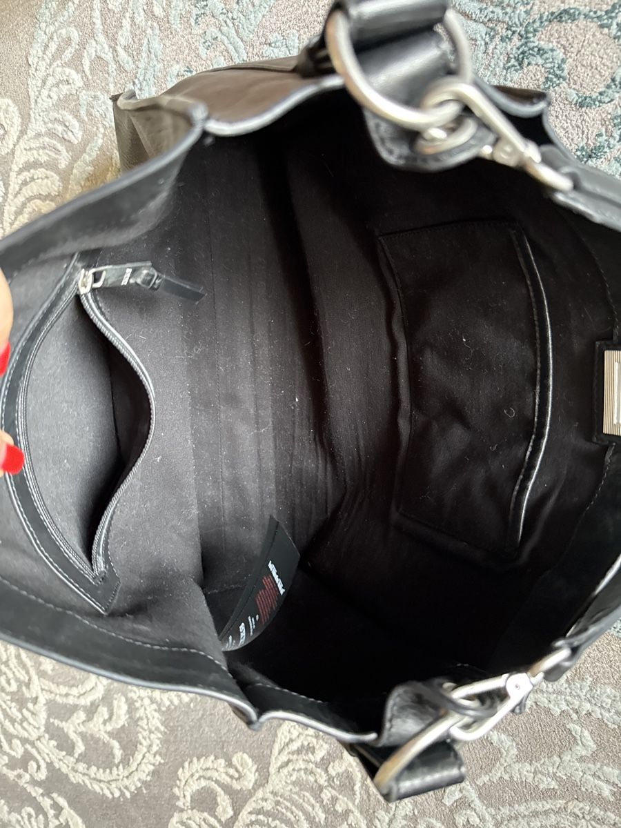 IKKS Taschen für Damen: Sac basique en cuir IKKS – Gebraucht aus Grône von ukr_2qbg 3