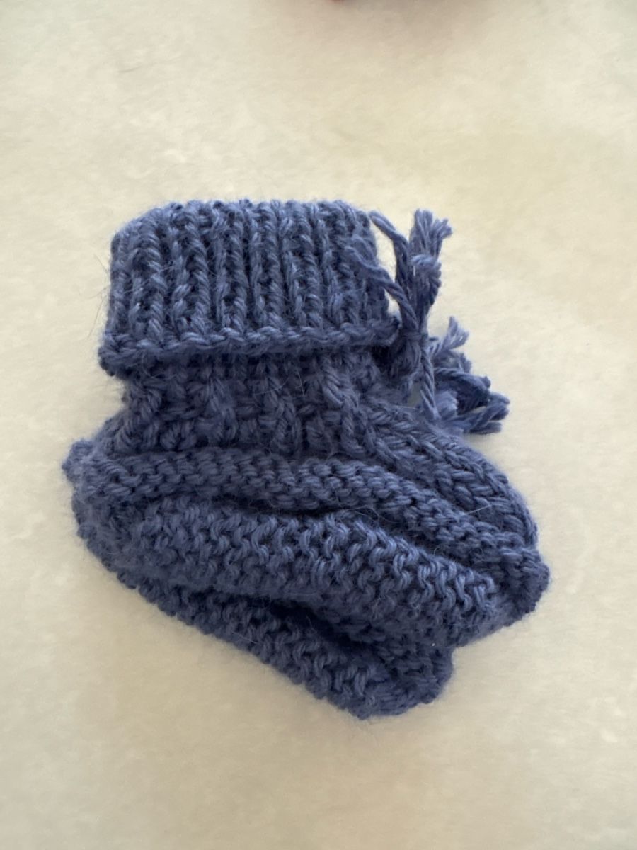 Calze per bambini: 8 Paar handgestrickte Babyfinkli – Nuovo e nell'imballaggio originale da Pfäffikon ZH venduto da Shona 2