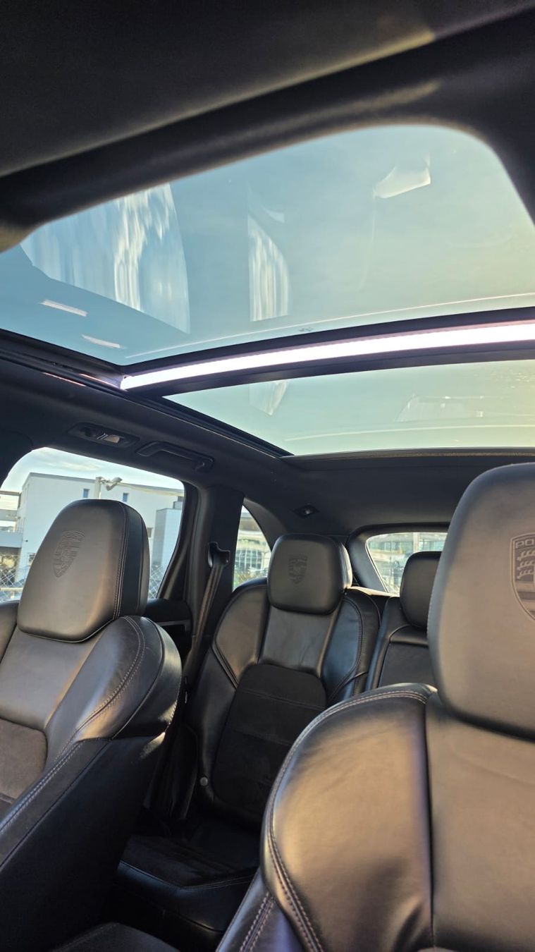 Porsche Automobili: Porsche Cayenne S E-Hybrid SUV – Usato da Frauenfeld venduto da iva_cy8y 9