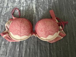 Rosafarbener Spitzen BH, Grösse 75B, neuwertig & sexy!